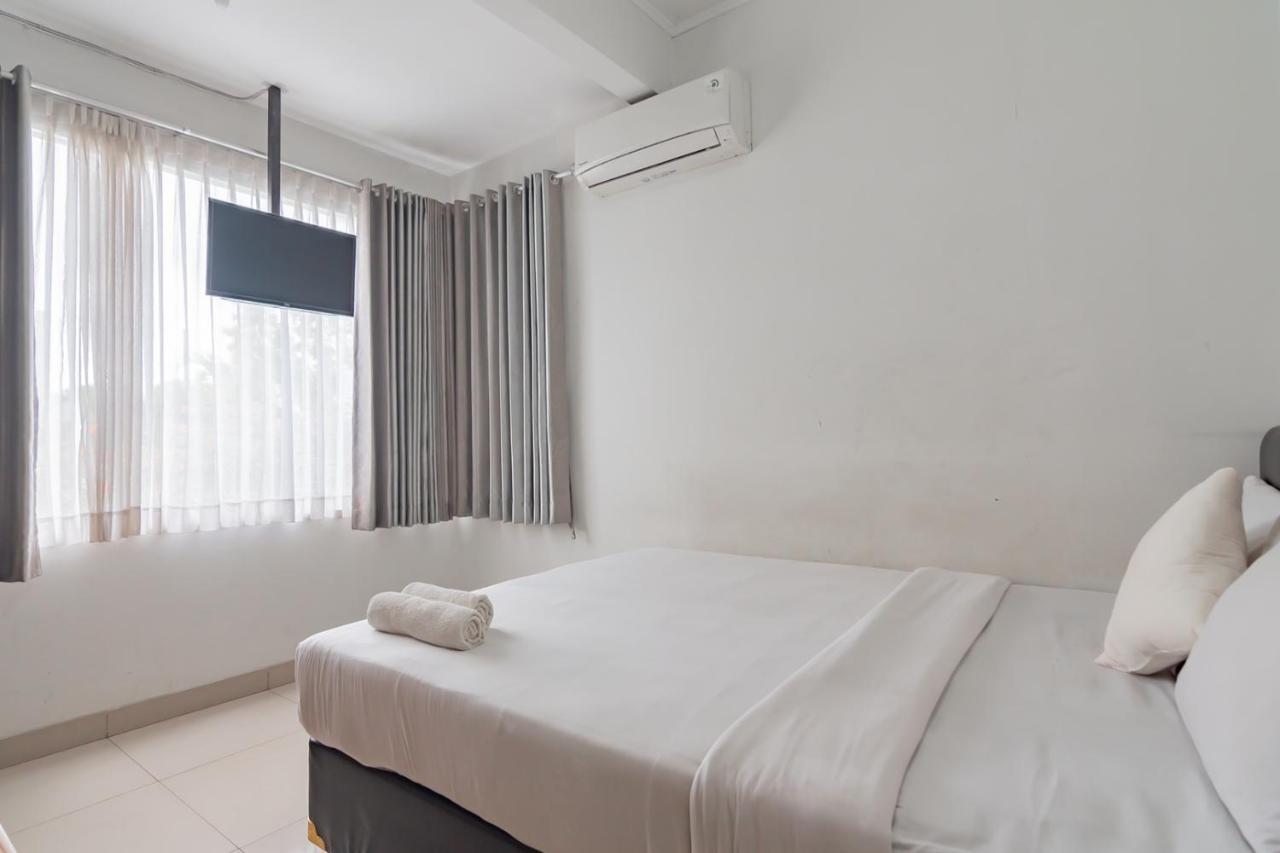 Imelda Residence Setrasari RedPartner Bandung Exterior foto